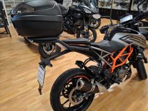 KTM DUKE 125 (2022)(B/A1/A2/A)